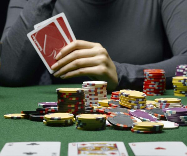 Things to know about playing poker set